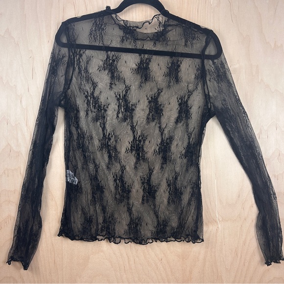 Elegant Black Lace Women Top - Picture 3 of 7